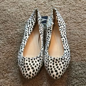 NWT Black and White Spotted Old Navy Flats 6